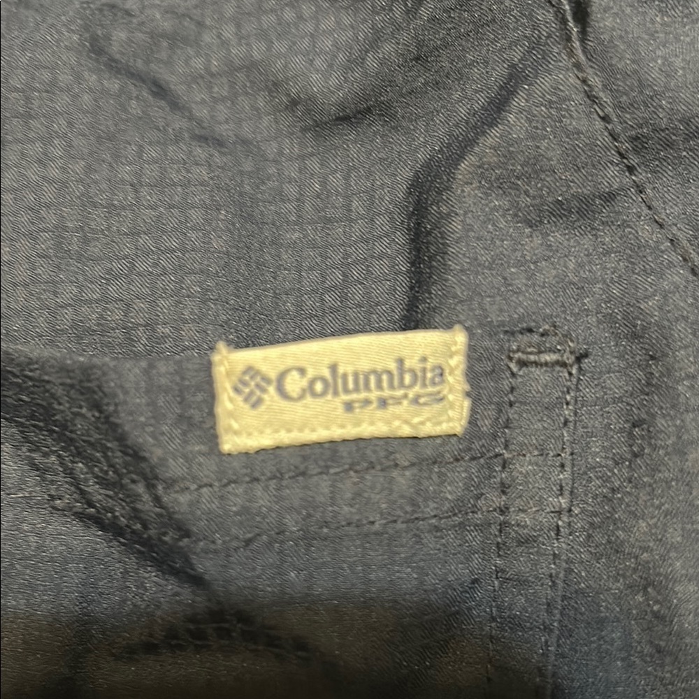 Columbia PFG Navy Blue Shorts Size Medium Short Length - Picture 2 of 13